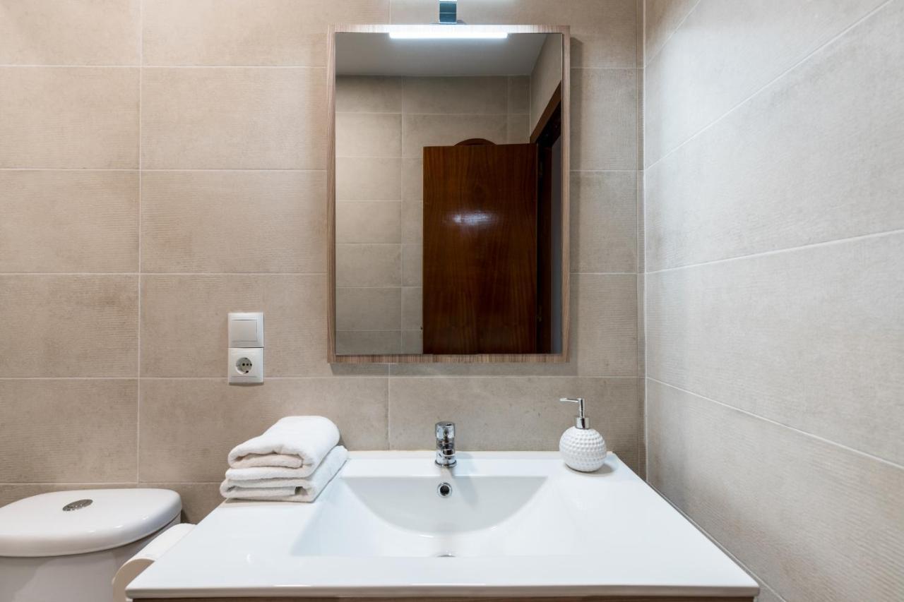 Holi-Rent Procurador Apartment Seville Exterior photo