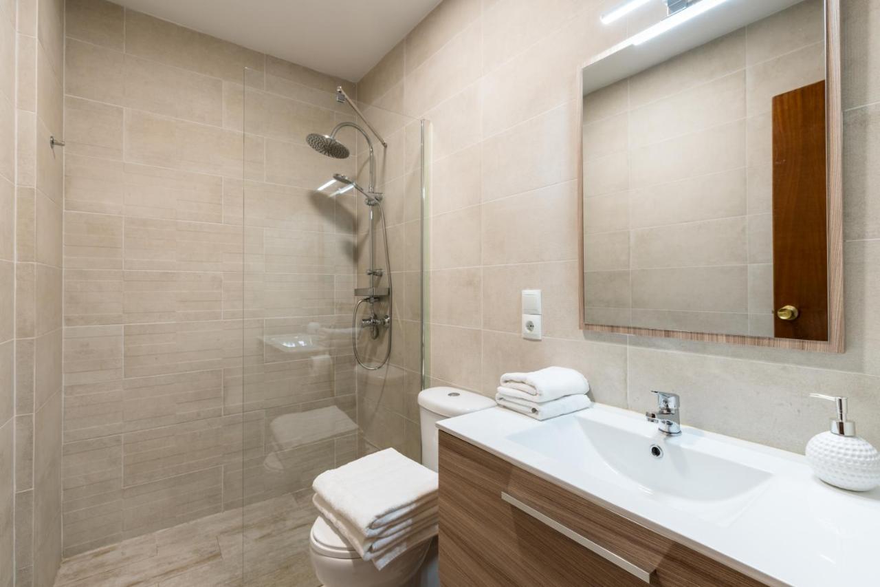 Holi-Rent Procurador Apartment Seville Exterior photo